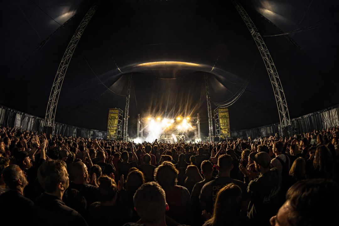 Alkaline Trio live in Hatfield, England