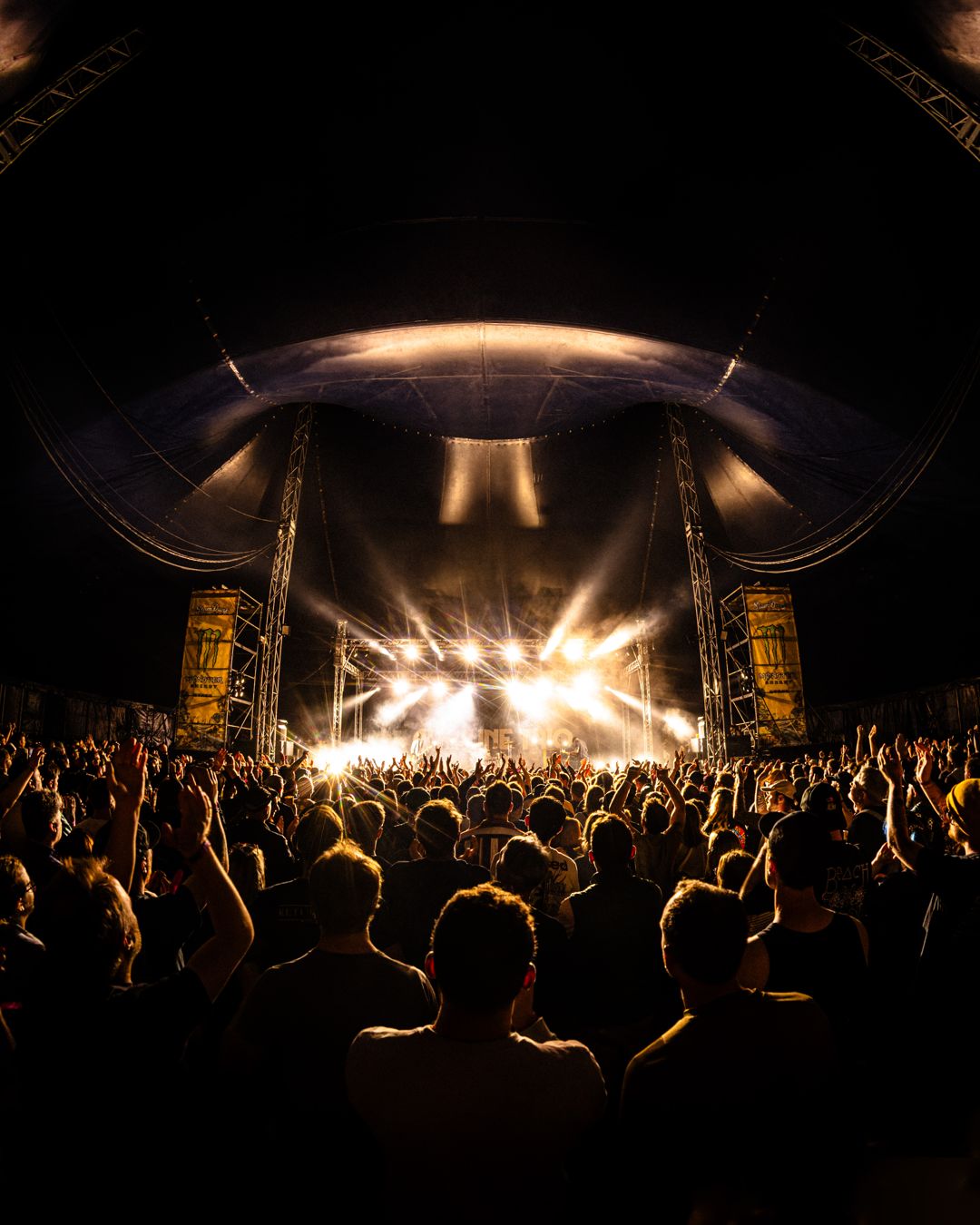 Alkaline Trio live in Hatfield, England