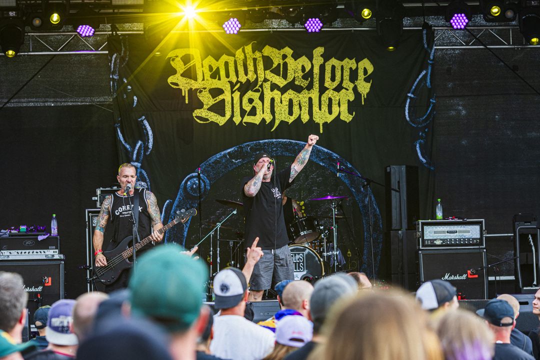 Death Before Dishonor live in Villmar, Germany