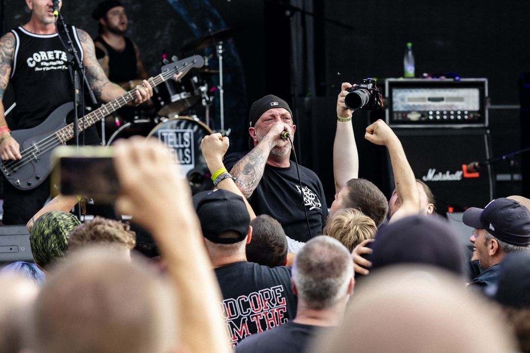 Death Before Dishonor live in Villmar, Germany