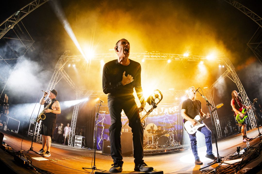 Less Than Jake live at Slam Dunk Festival in Hatfield on extended