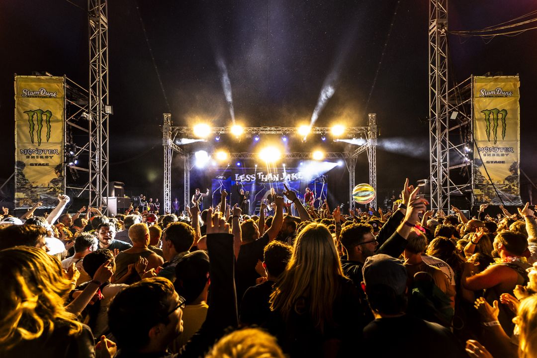 Less Than Jake live in Hatfield, England