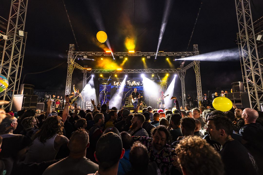 Less Than Jake live in Hatfield, England