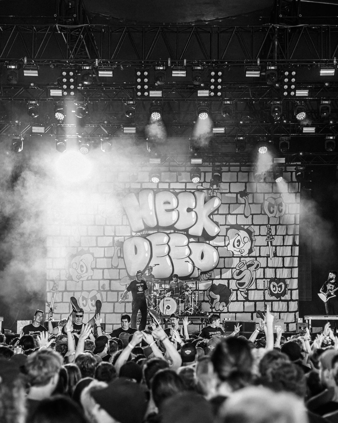 Neck Deep live in Ysselsteyn, The Netherlands