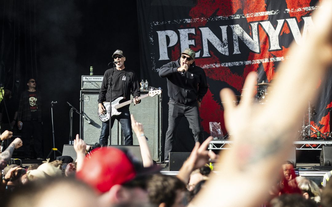 Pennywise live in Hatfield, England