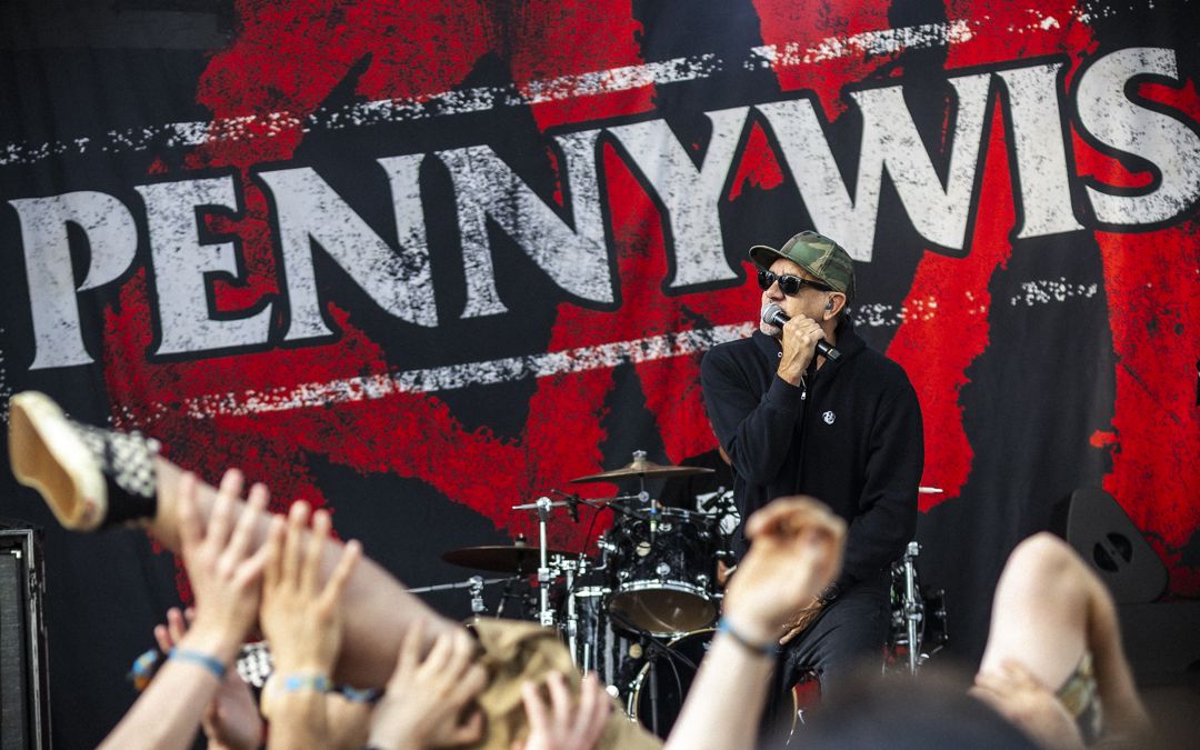 Pennywise live in Hatfield, England