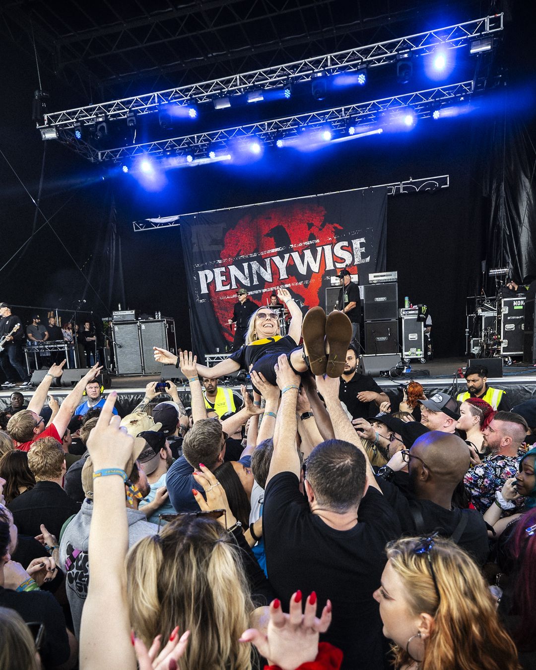 Pennywise live in Hatfield, England