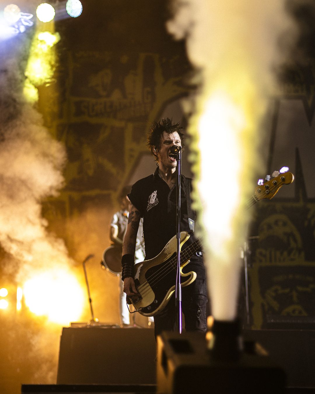 Sum 41 live in London, England