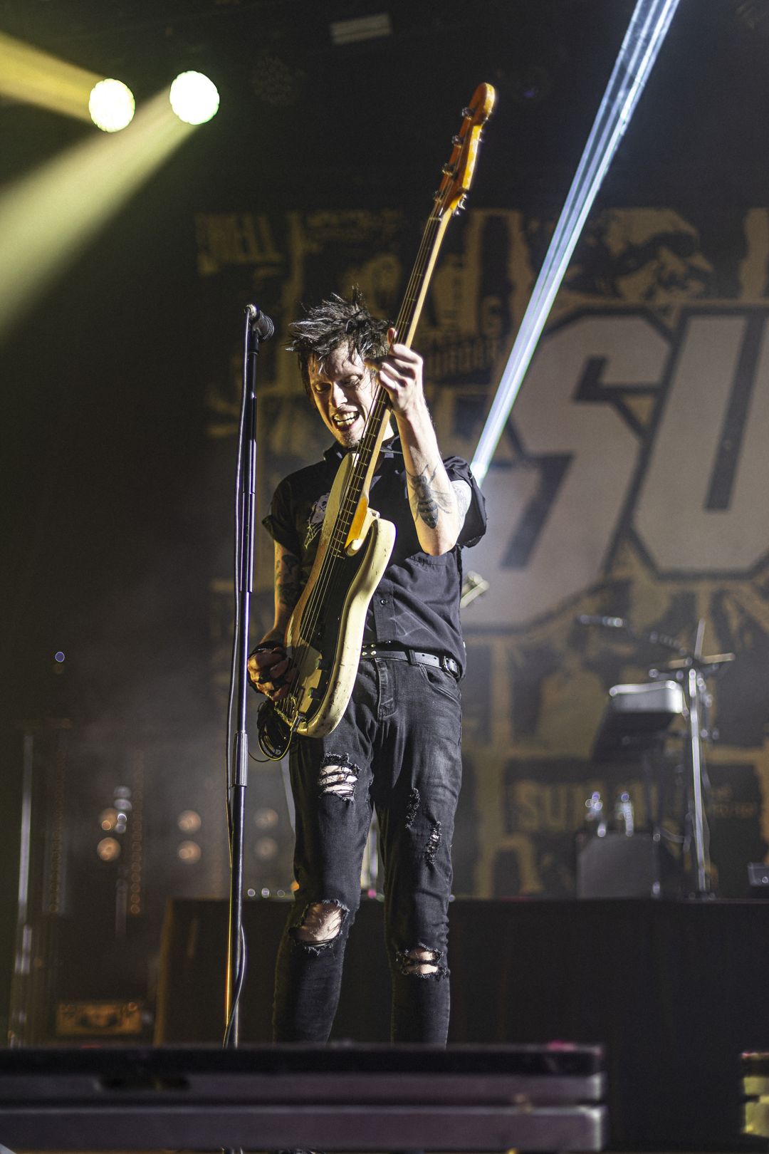 Sum 41 live in London, England