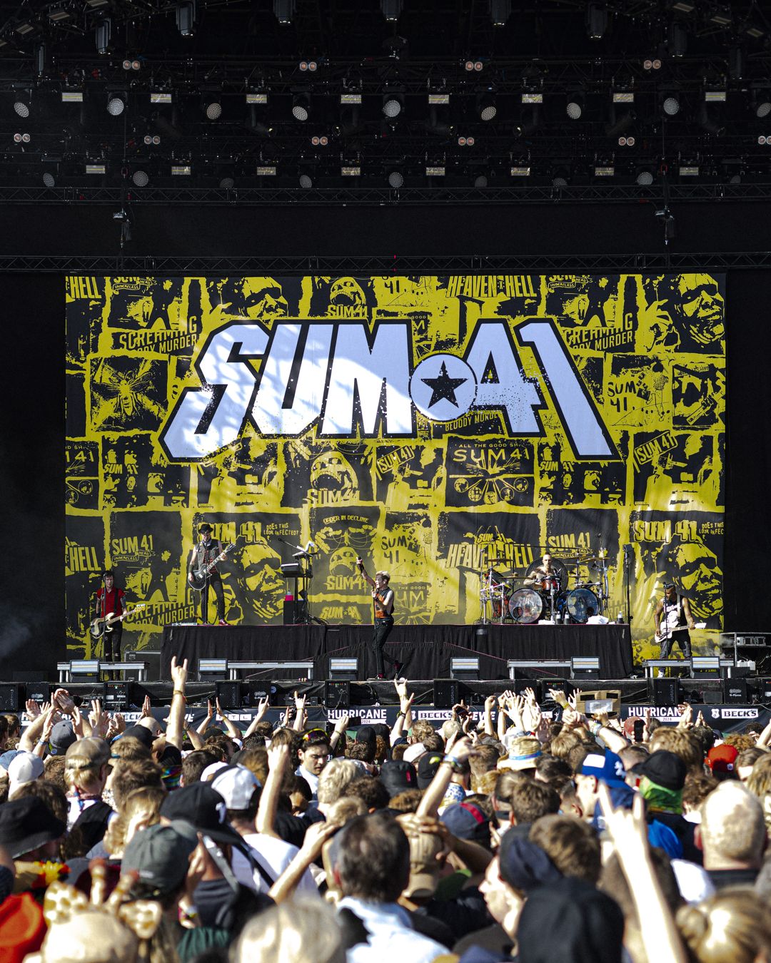 Sum 41 live in Scheessel, Germany