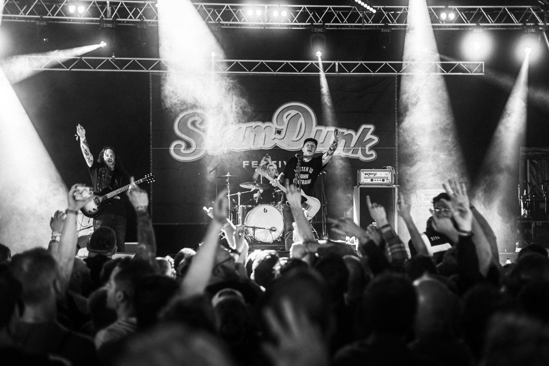 The Ataris live in Hatfield, England