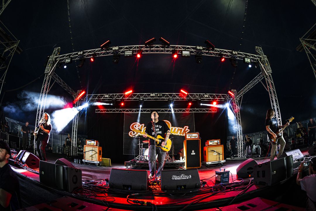 The Ataris live in Hatfield, England