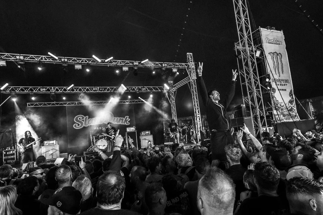 The Ataris live in Hatfield, England