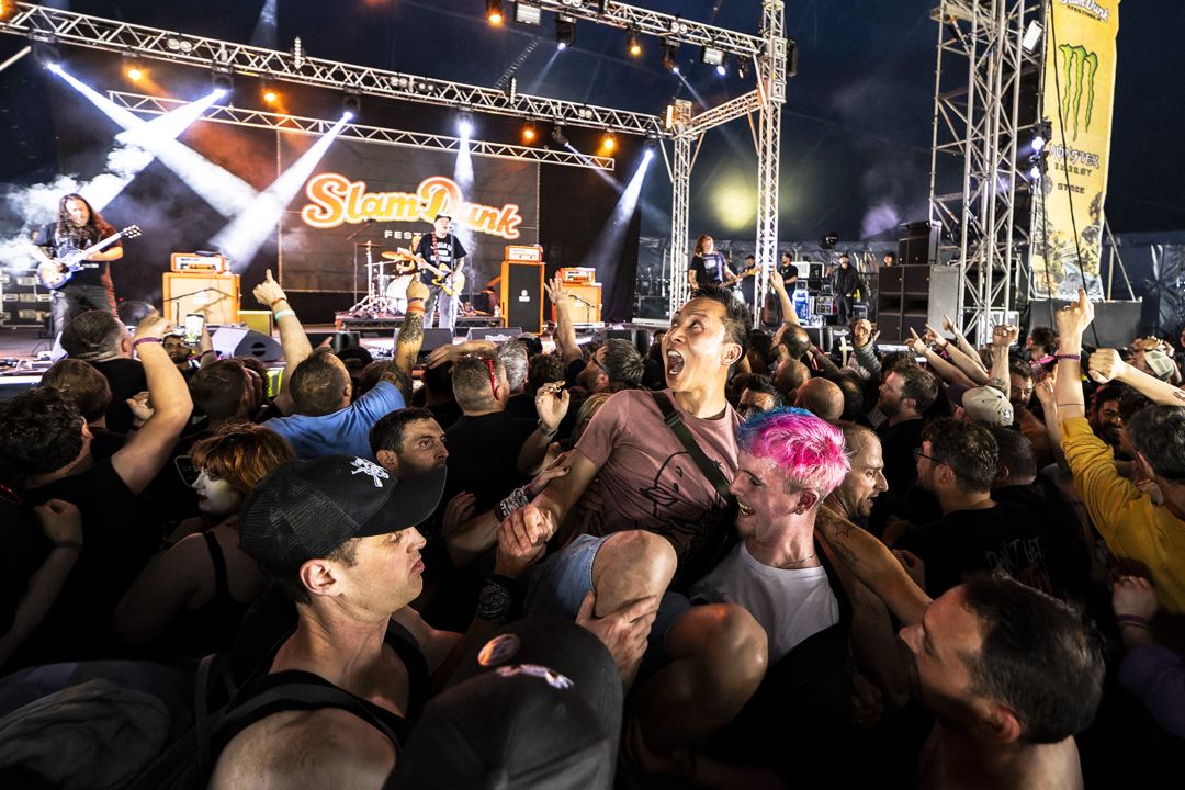 The Ataris live in Hatfield, England