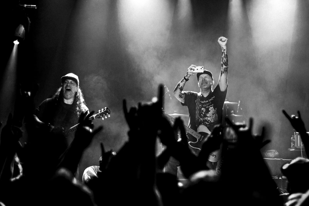 The Ataris live in London, England