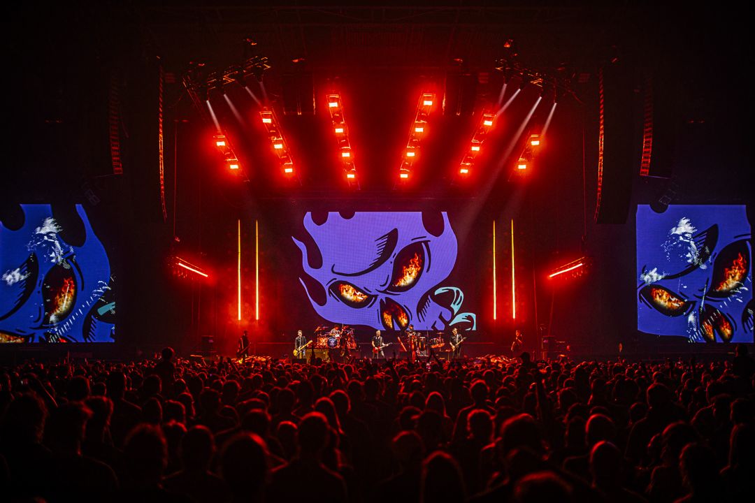 The Offspring live in Brisbane, Australia