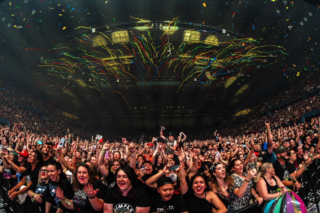 The Offspring live in Brisbane, Australia