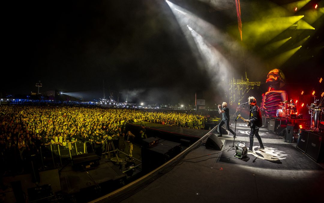 The Offspring live in Dubai, United Arab Emirates