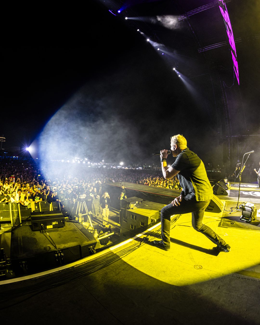 The Offspring live in Dubai, United Arab Emirates