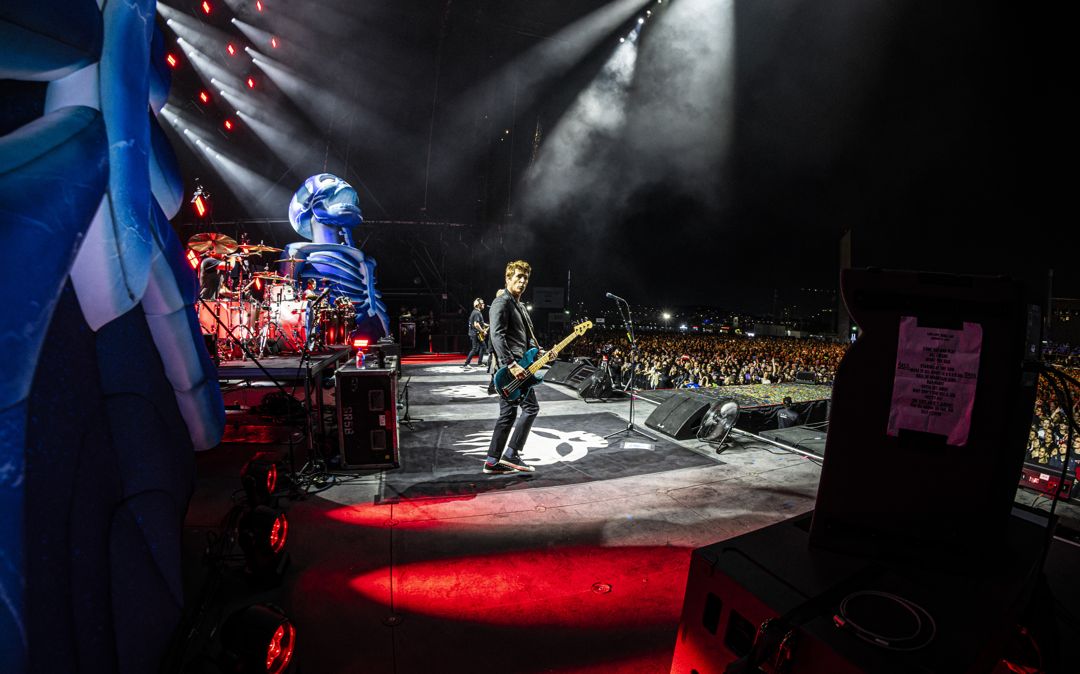 The Offspring live in Dubai, United Arab Emirates