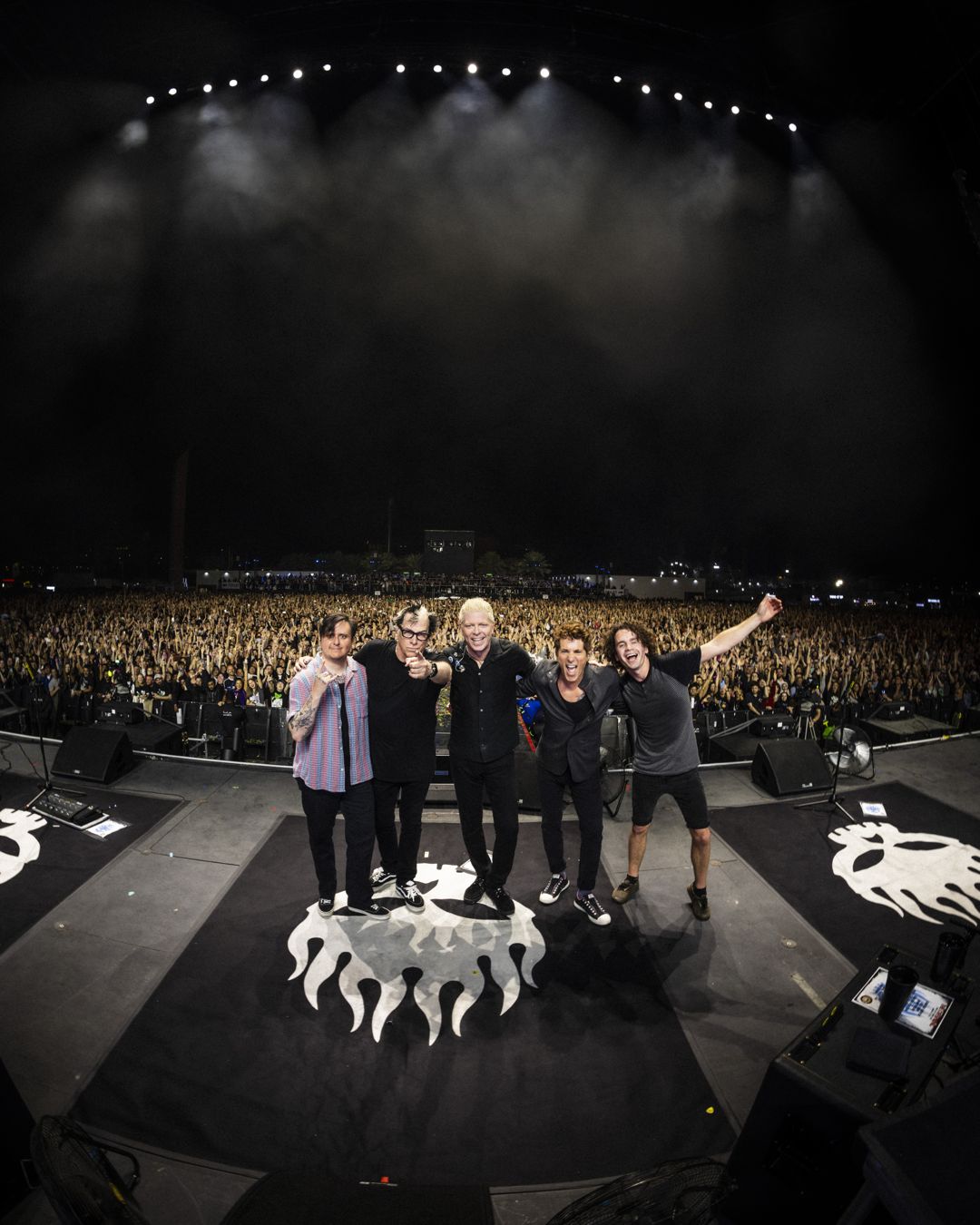 The Offspring live in Dubai, United Arab Emirates