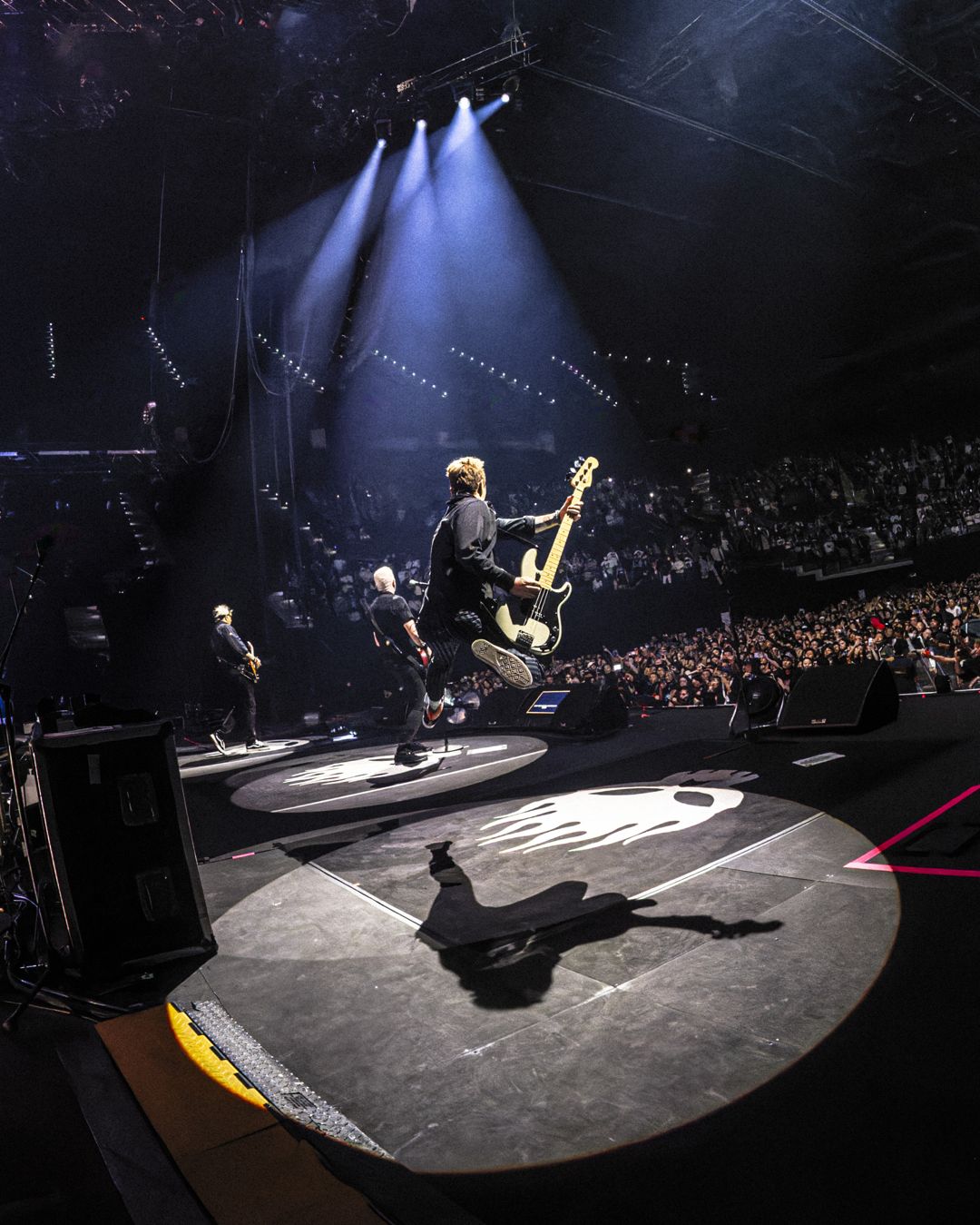 The Offspring live in Kobe, Japan