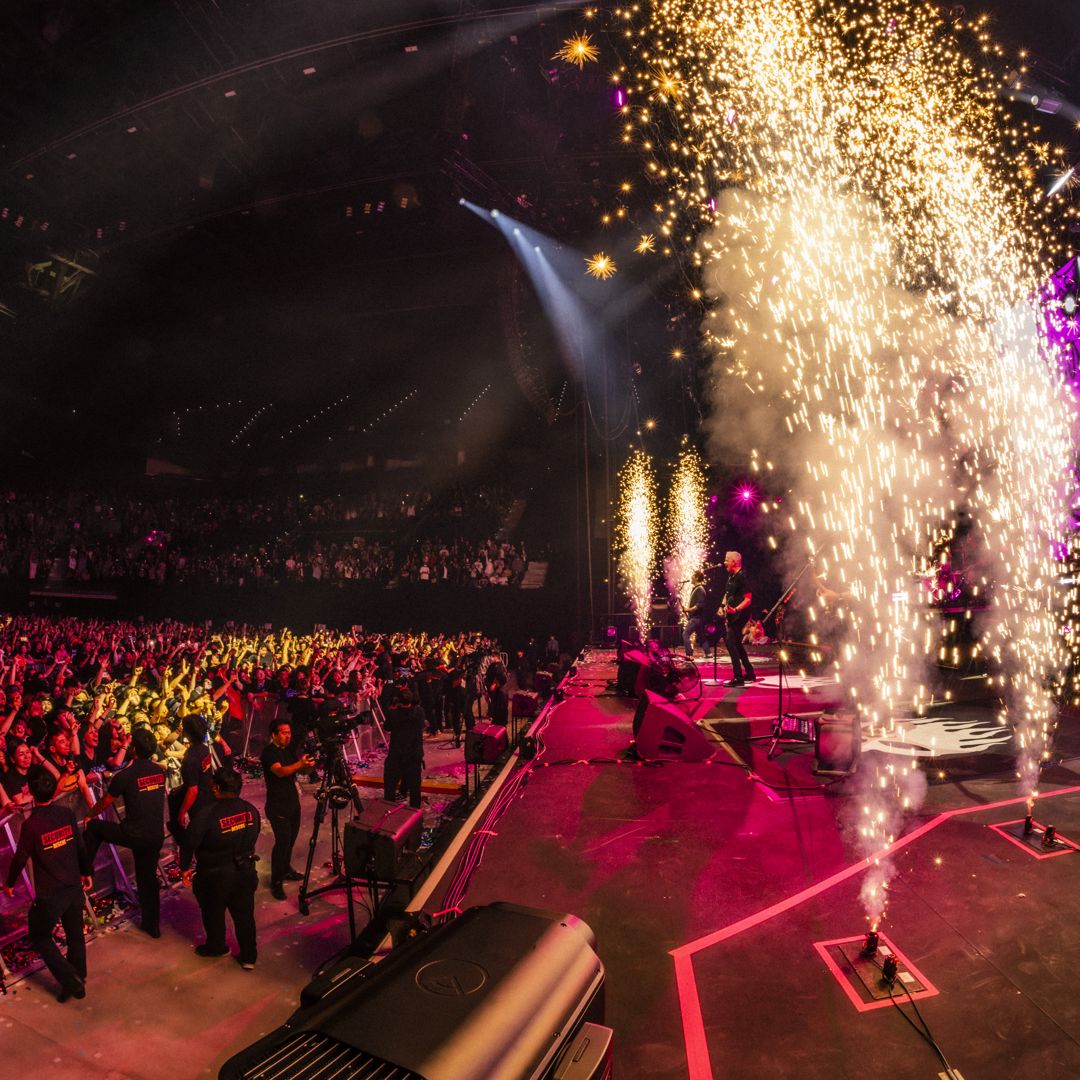 The Offspring live in Kobe, Japan