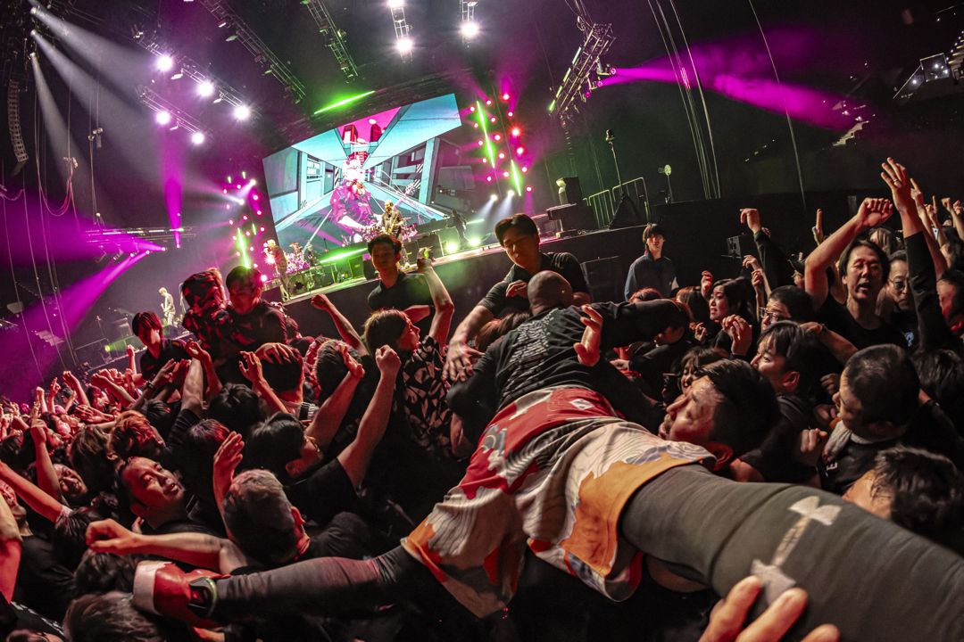 The Offspring live in Kobe, Japan