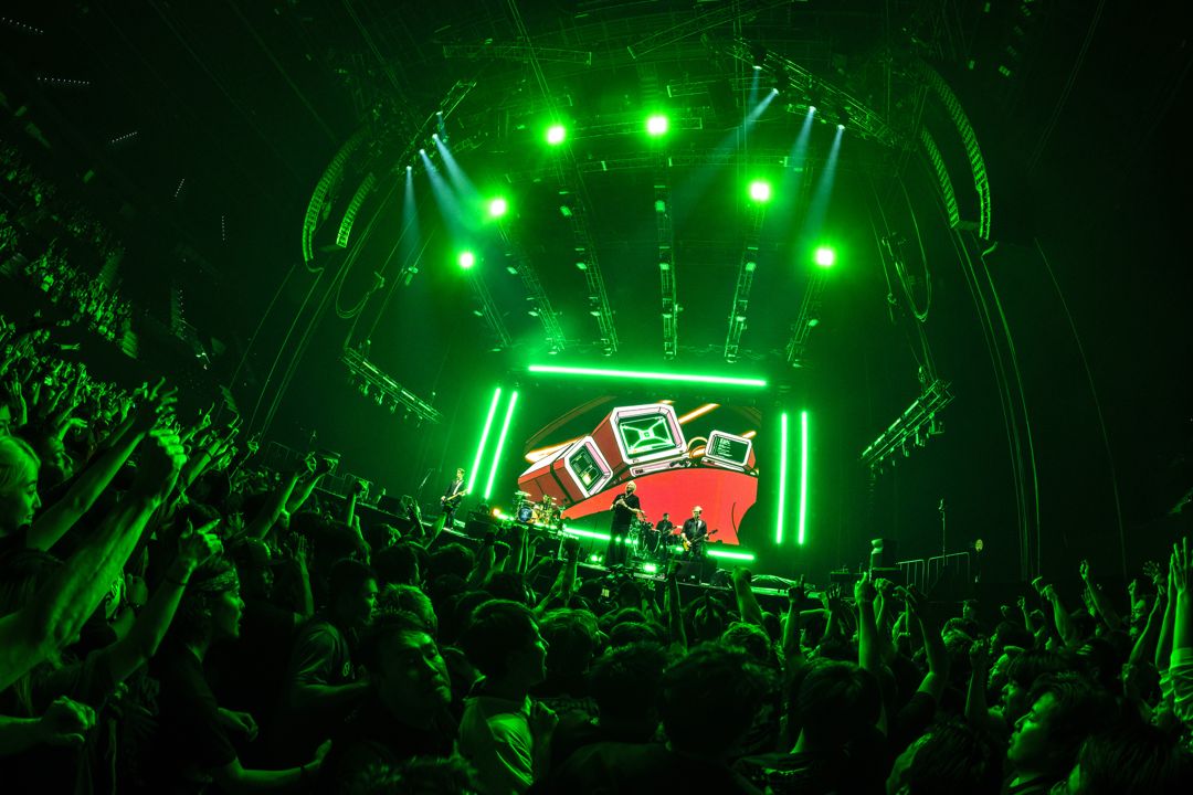 The Offspring live in Kobe, Japan
