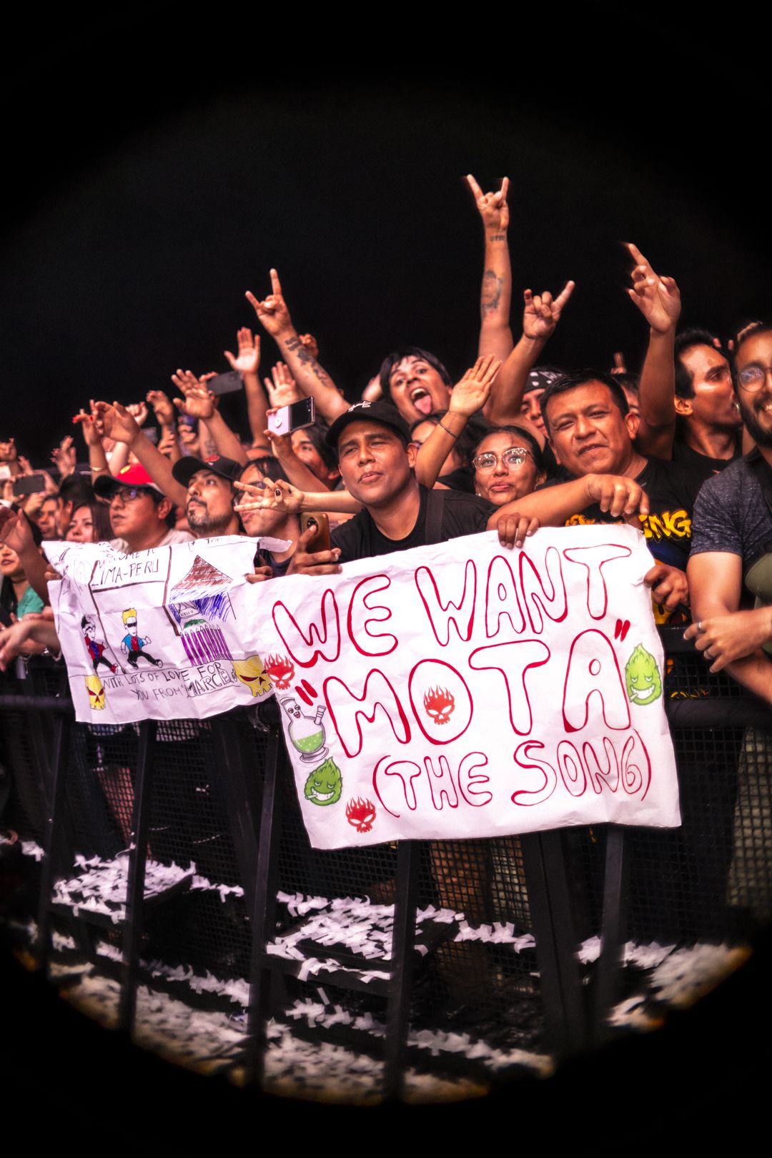 The Offspring live in Lima, Peru