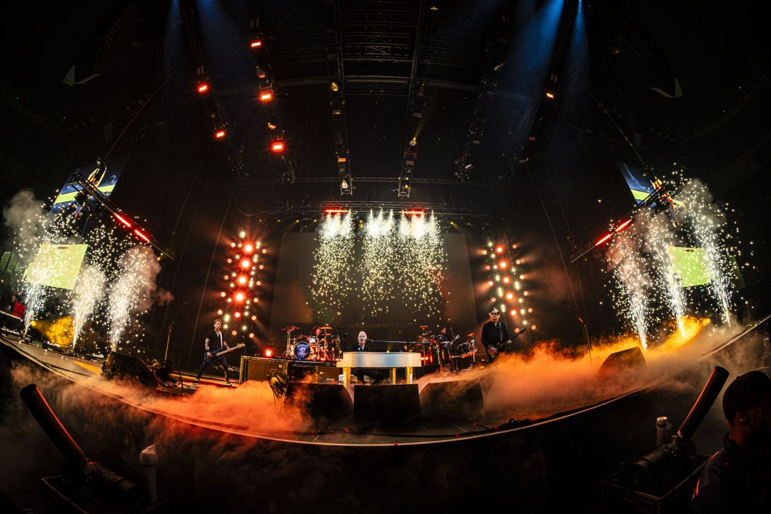 The Offspring live in Melbourne, Australia