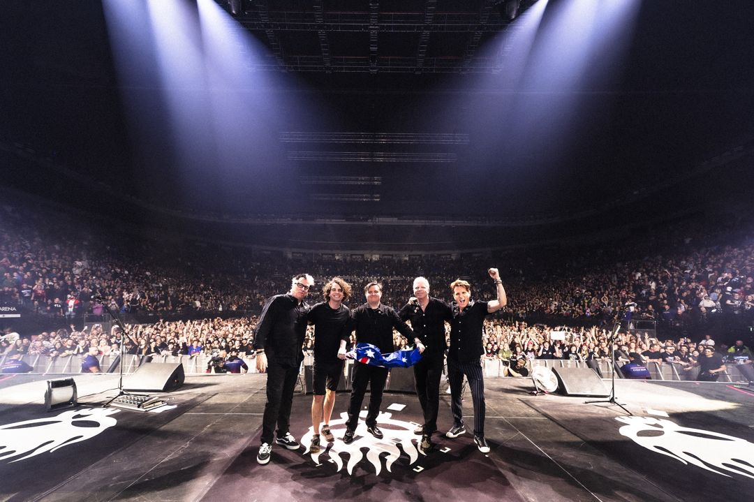 The Offspring live in Melbourne, Australia