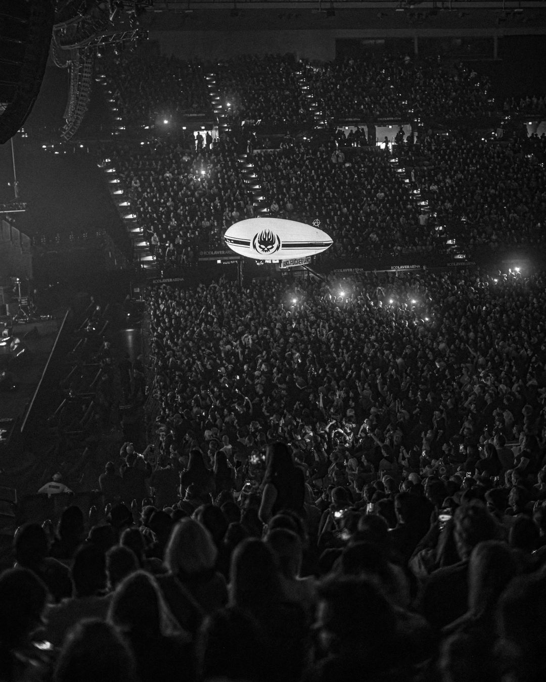 The Offspring live in Melbourne, Australia