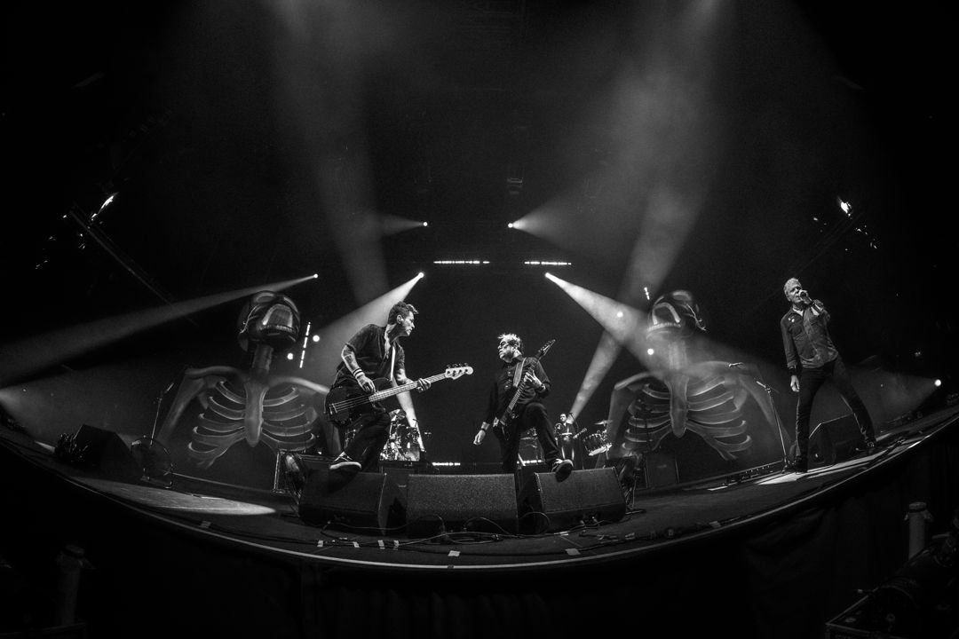 The Offspring live in Melbourne, Australia