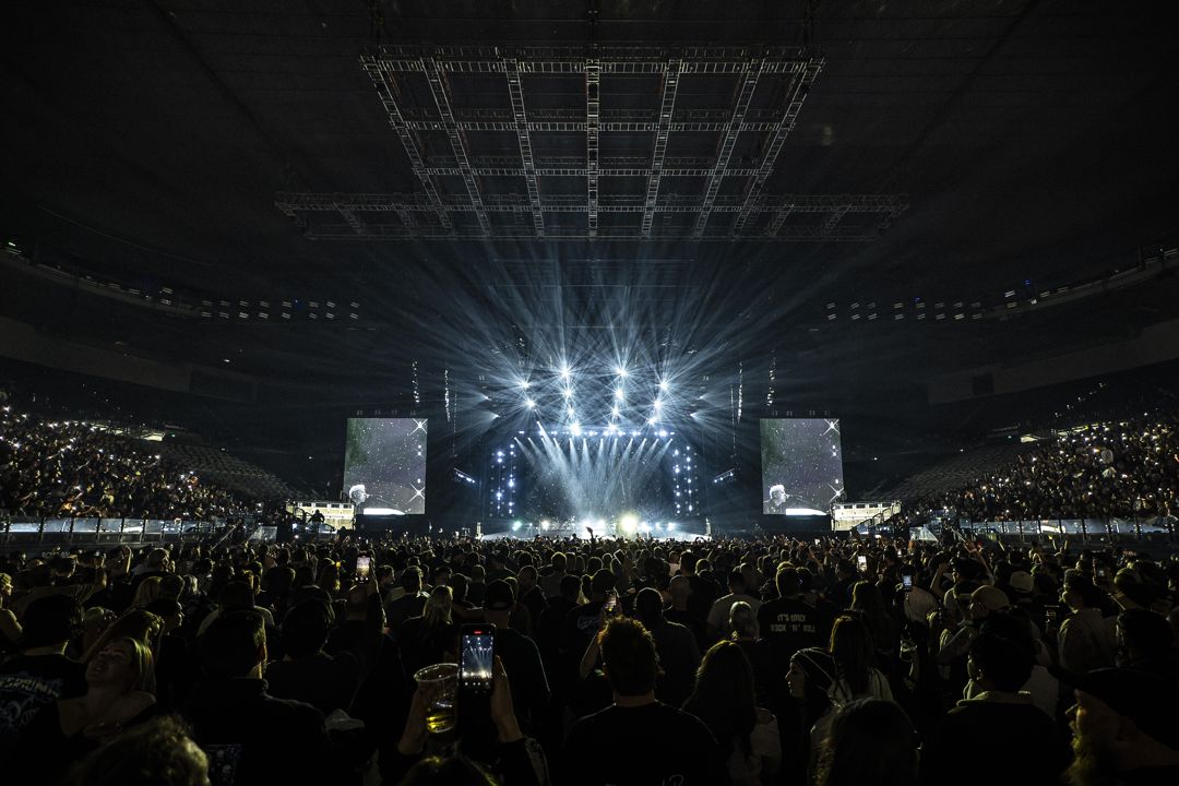 The Offspring live in Melbourne, Australia