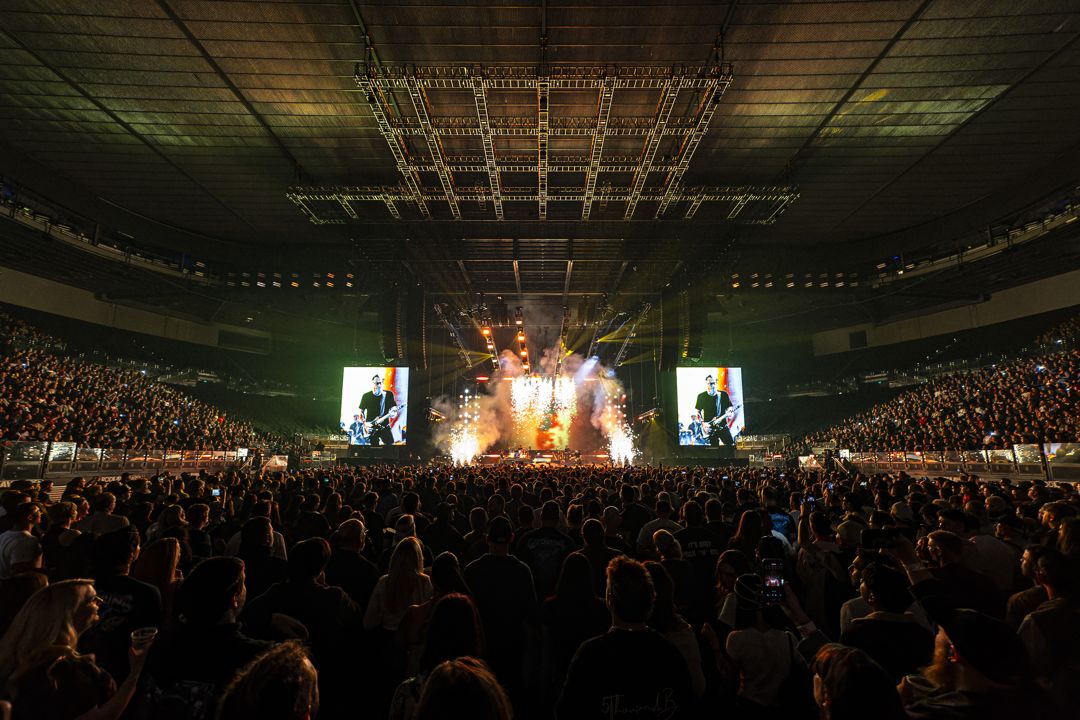 The Offspring live in Melbourne, Australia