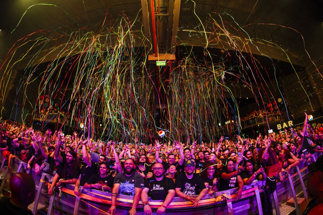 The Offspring live in Porto Alegre, Brazil