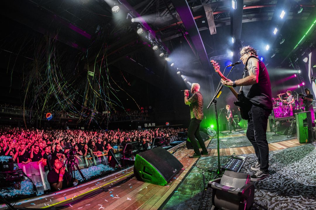 The Offspring live in Porto Alegre, Brazil