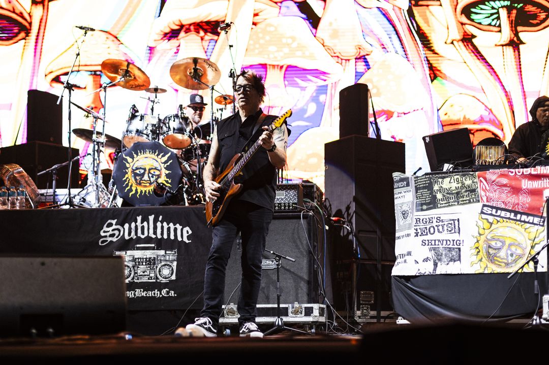The Offspring live in Rio de Janeiro, Brazil