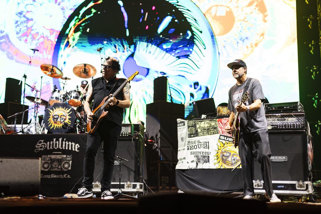 The Offspring live in Rio de Janeiro, Brazil