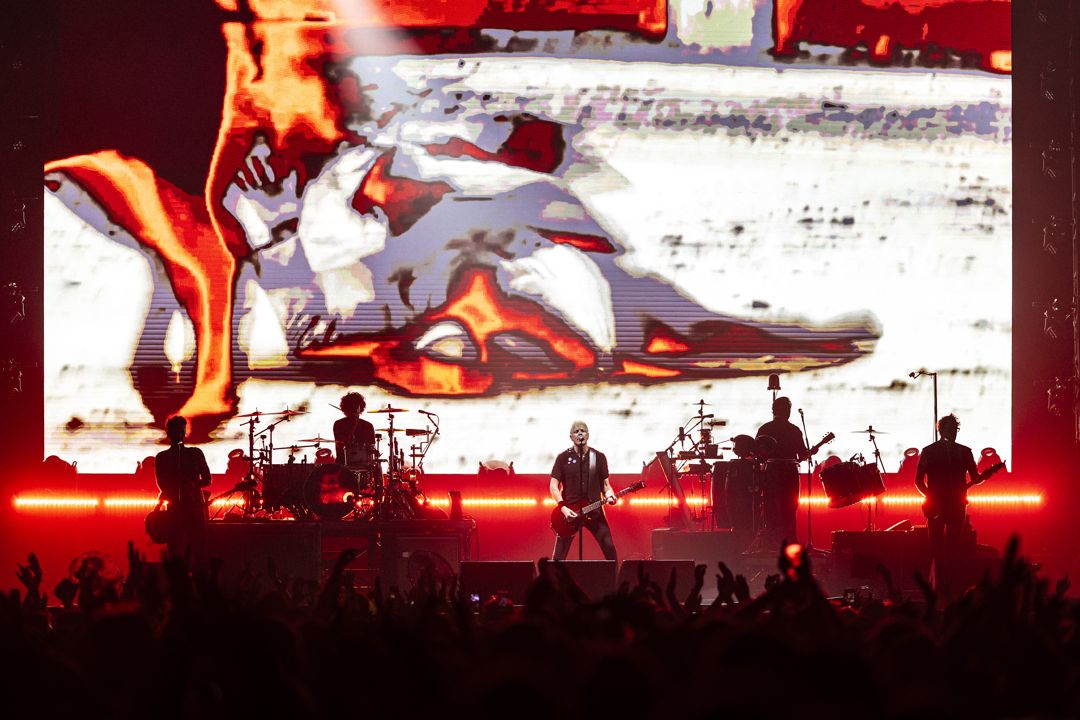 The Offspring live in Rio de Janeiro, Brazil