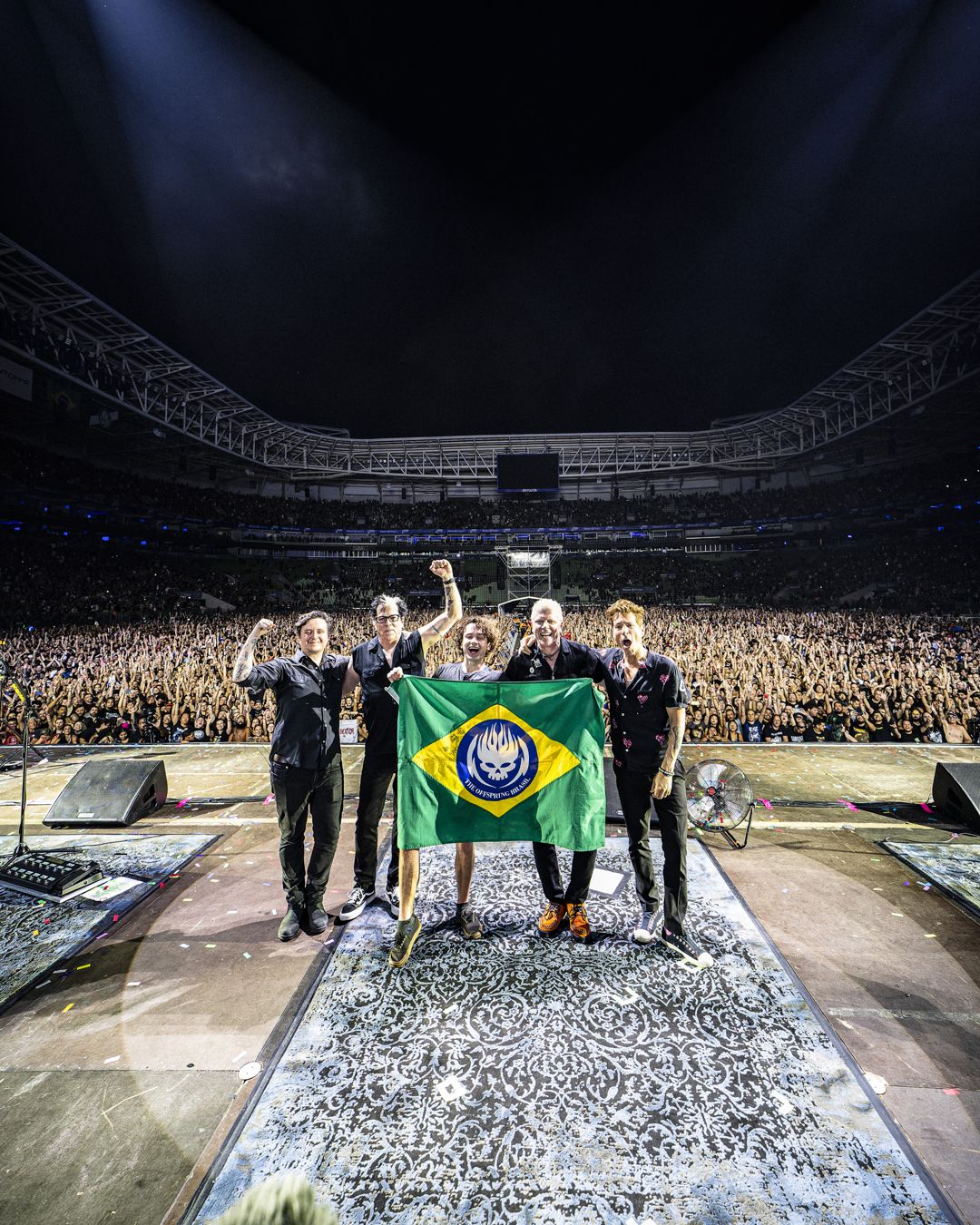 The Offspring live in Sao Paulo, Brazil