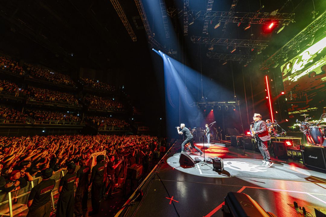 The Offspring live in Tokyo, Japan
