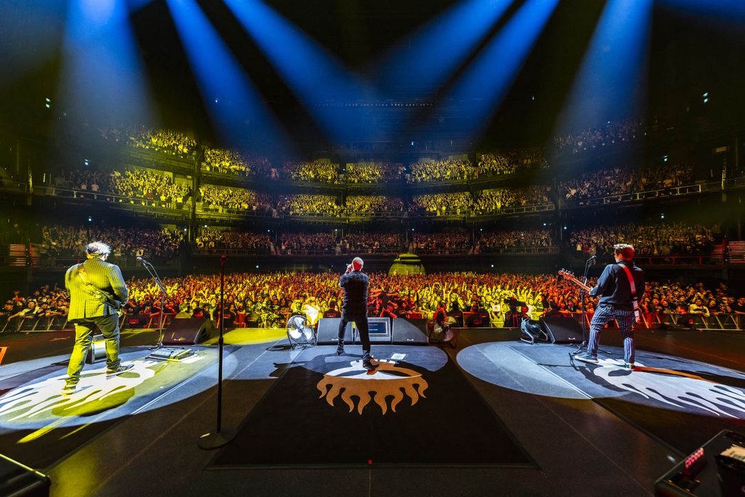 The Offspring live in Tokyo, Japan